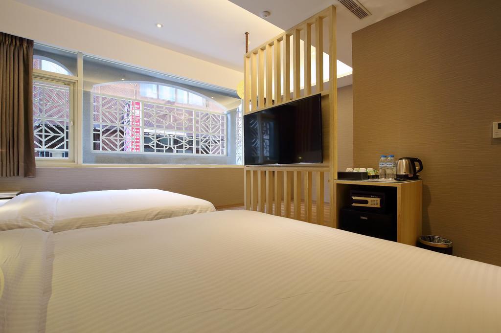 Bayman Hotel Taipei Bagian luar foto