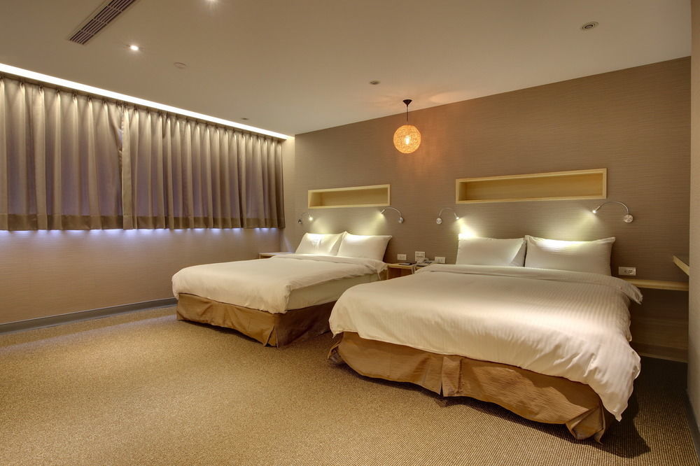 Bayman Hotel Taipei Bagian luar foto