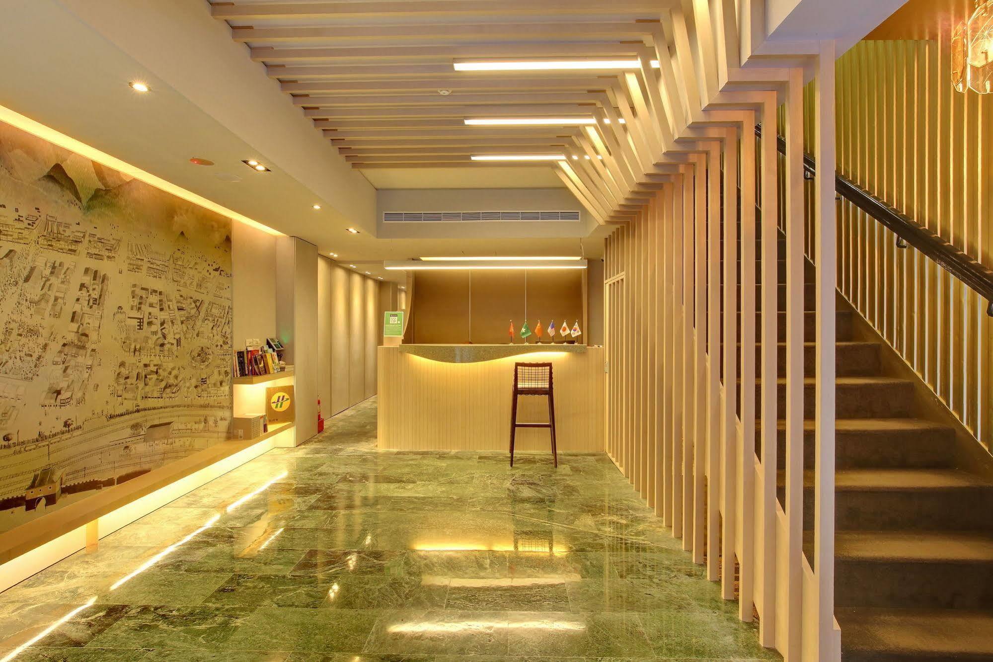 Bayman Hotel Taipei Bagian luar foto
